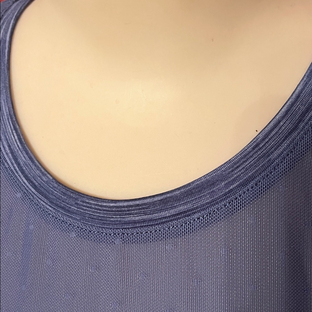 New ZYIA Active sheer crop top - Picture 4 of 14